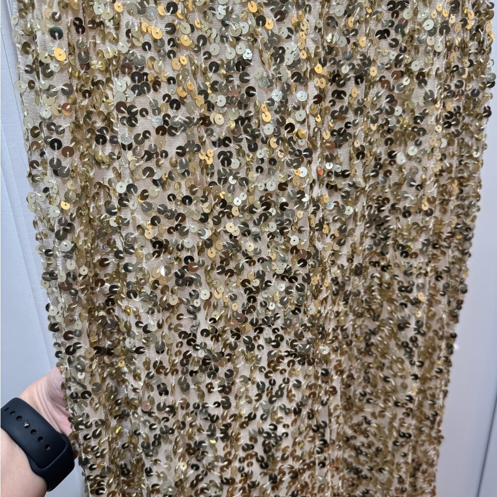 Mac Duggal dress
Size 8